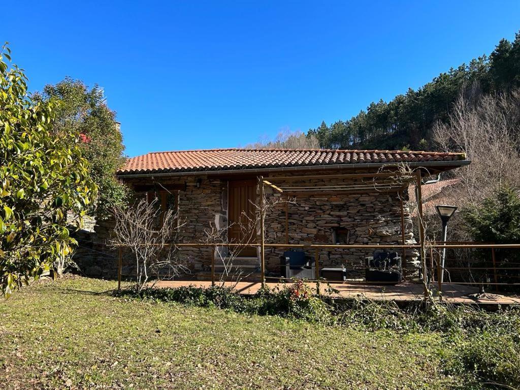 Aldea Couso Rural Hotel Sarreaus Exterior photo